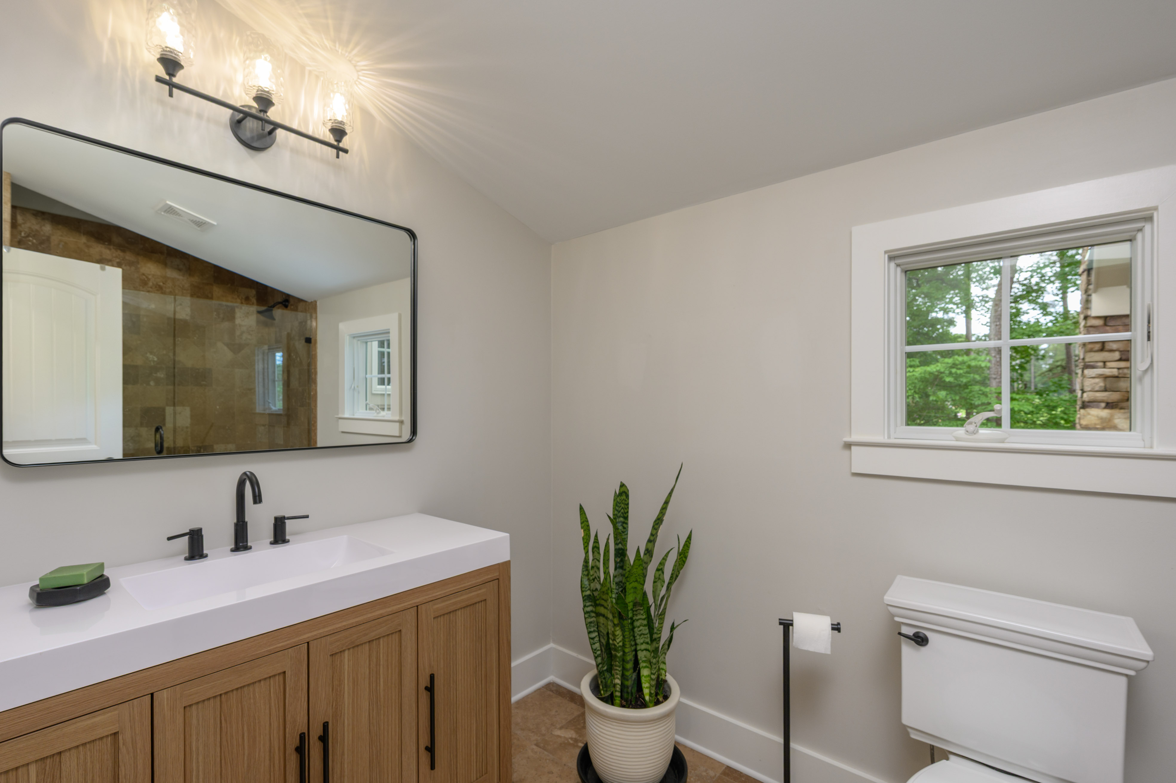 1030 Monfort Court image 30